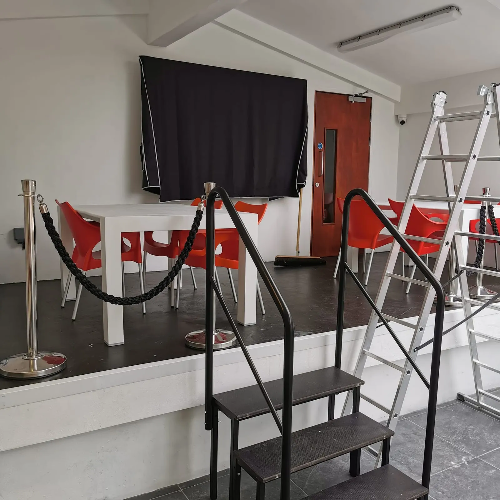 Performance and aesthetics: Public Locations epoxy floor